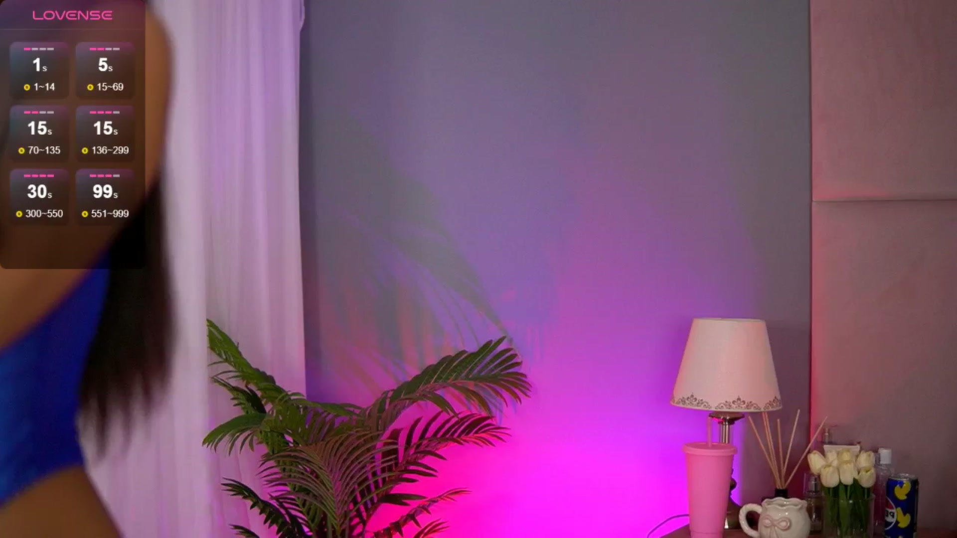 Gallery image thumbnail from Alma_Luv's myfreecams stream on, 03/25/2025, 10:10 image 1 of 20