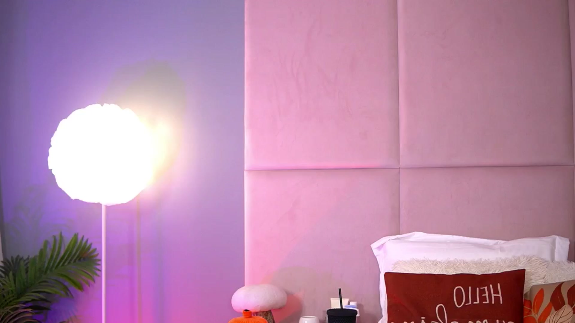 Gallery image thumbnail from Alma_Luv's myfreecams stream on, 10/25/2025, 12:13 image 19 of 20