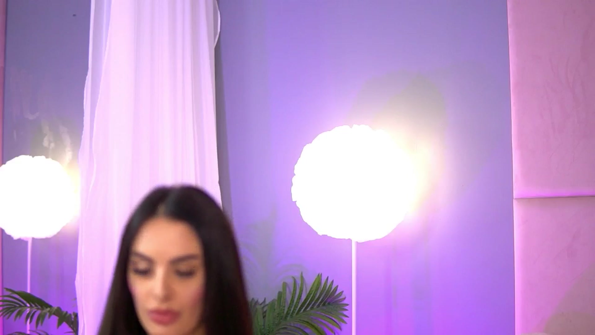 Gallery image thumbnail from Alma_Luv's myfreecams stream on, 10/30/2025, 13:07 image 10 of 20