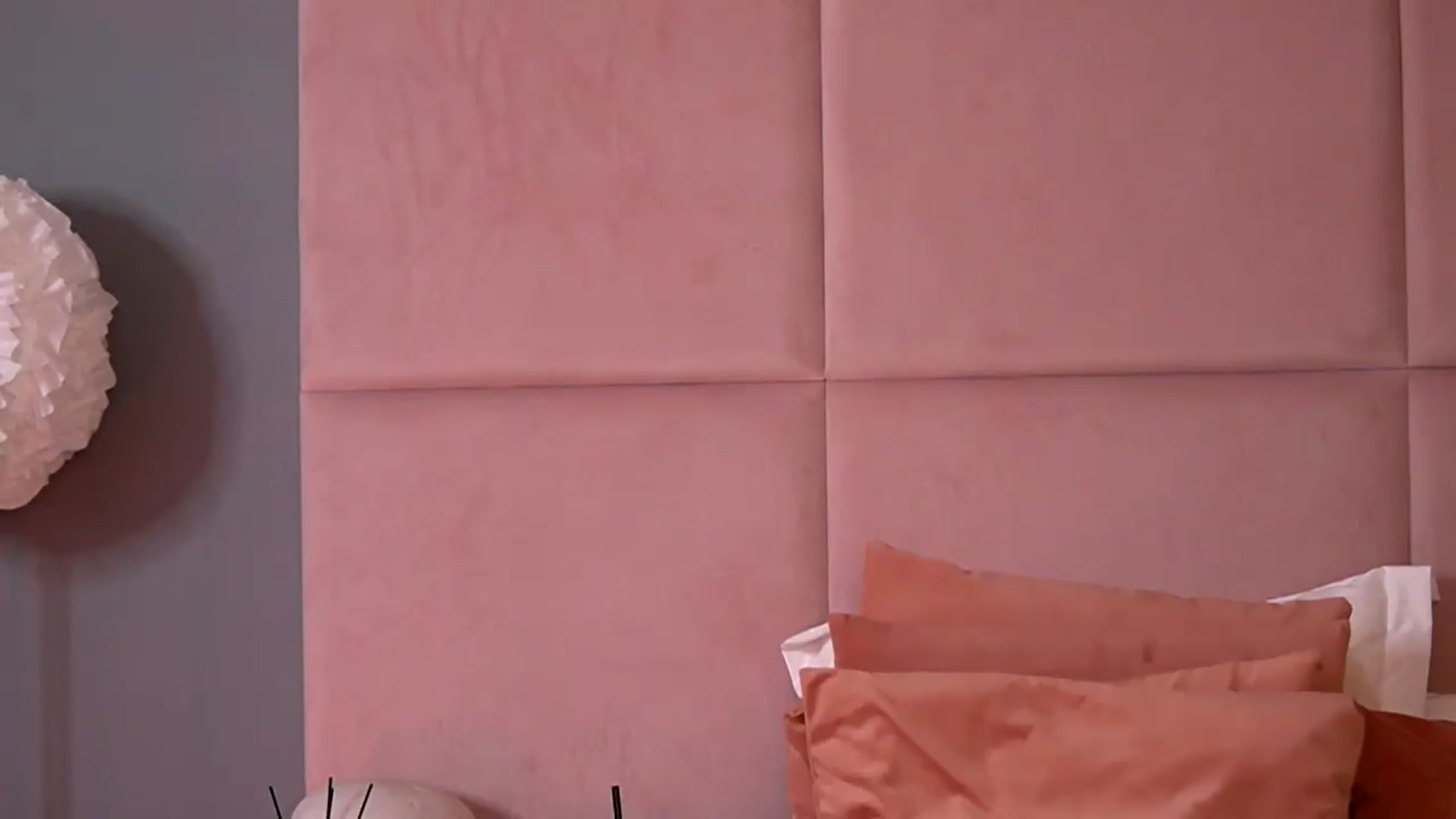Gallery image thumbnail from Alma_Luv's myfreecams stream on, 05/08/2026, 09:40 image 8 of 20