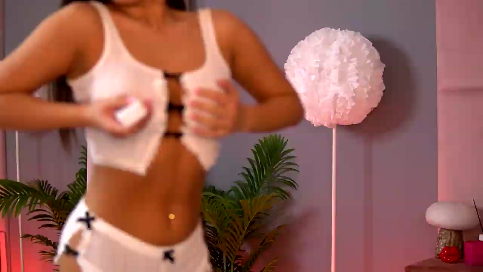 Gallery image thumbnail from Alma_Luv's myfreecams stream on, 05/11/2026, 12:04 image 11 of 20