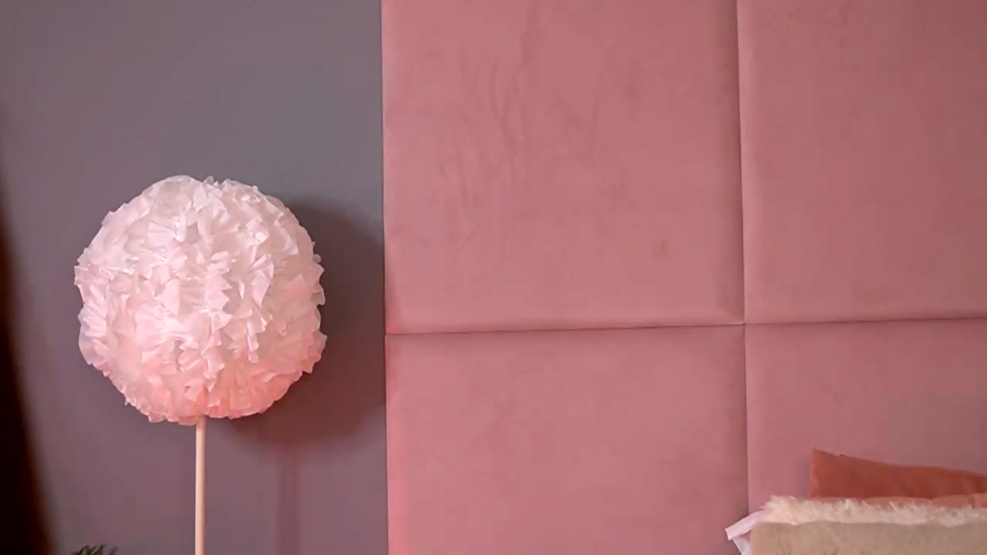 Gallery image thumbnail from Alma_Luv's myfreecams stream on, 06/03/2026, 07:57 image 20 of 20