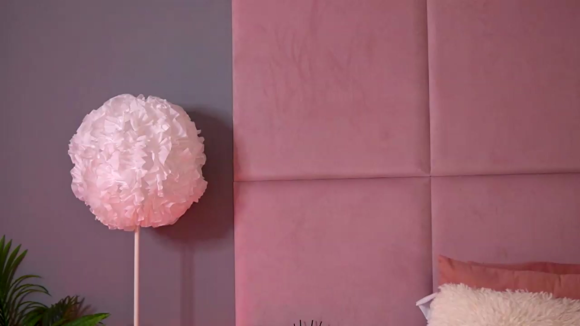 Gallery image thumbnail from Alma_Luv's myfreecams stream on, 06/12/2026, 08:04 image 19 of 20