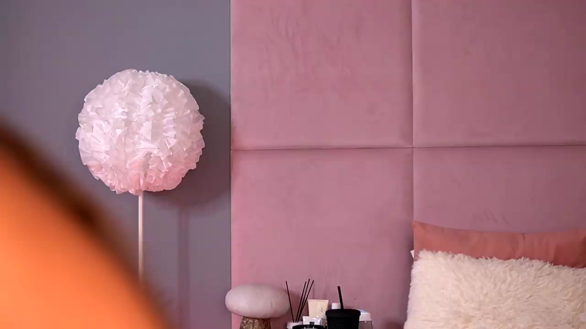 Gallery image thumbnail from Alma_Luv's myfreecams stream on, 07/08/2026, 10:47 image 16 of 20