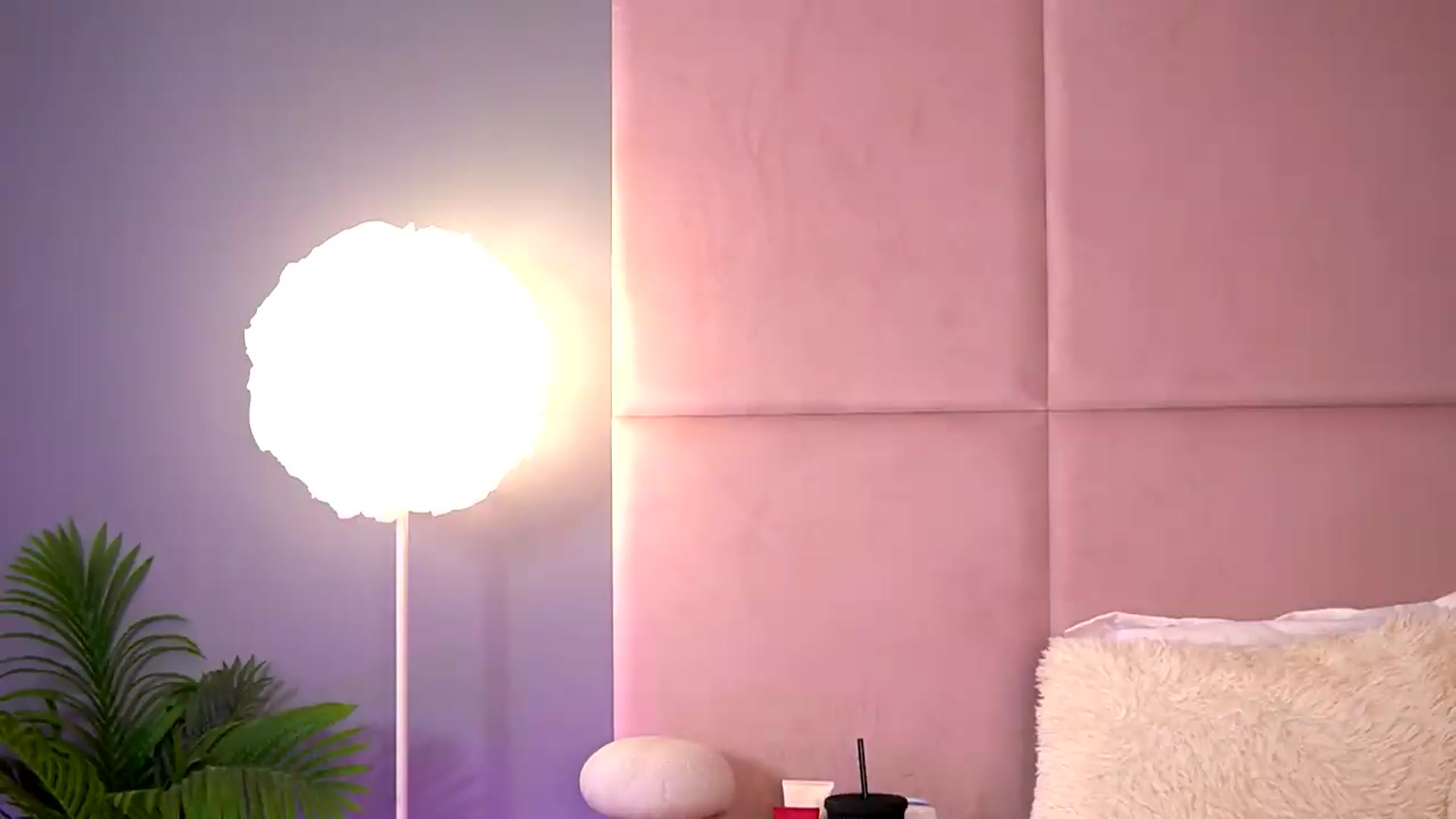 Gallery image thumbnail from Alma_Luv's myfreecams stream on, 08/15/2026, 12:24 image 20 of 20