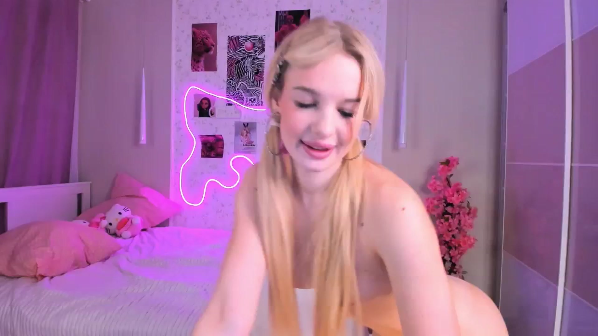 Gallery image thumbnail from Aln_Xxx's myfreecams stream on, 03/17/2026, 10:09 image 1 of 20