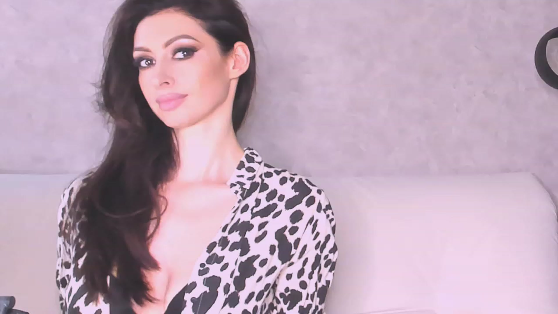 Gallery image thumbnail from AloeVera's myfreecams stream on, 06/02/2023, 24:03 image 2 of 20