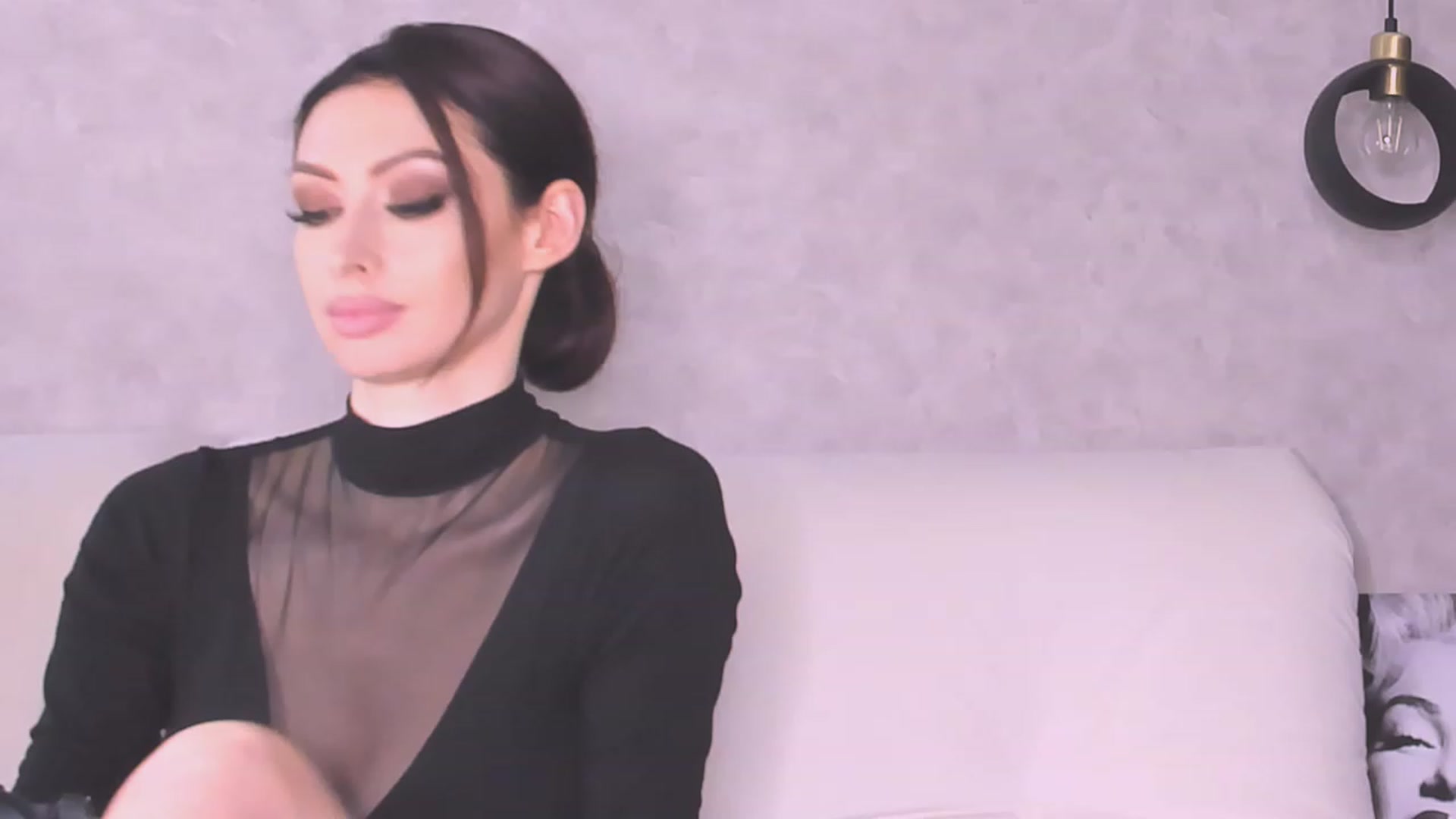 Gallery image thumbnail from AloeVera's myfreecams stream on, 06/03/2023, 24:03 image 19 of 20