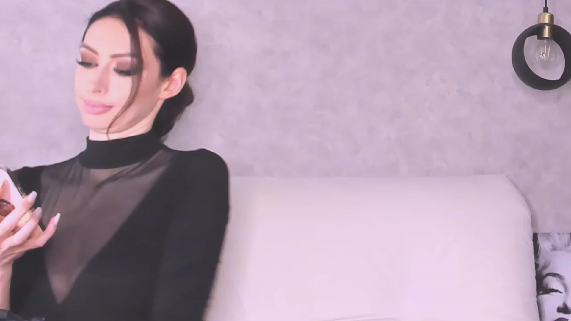Gallery image thumbnail from AloeVera's myfreecams stream on, 06/03/2023, 01:20 image 11 of 20