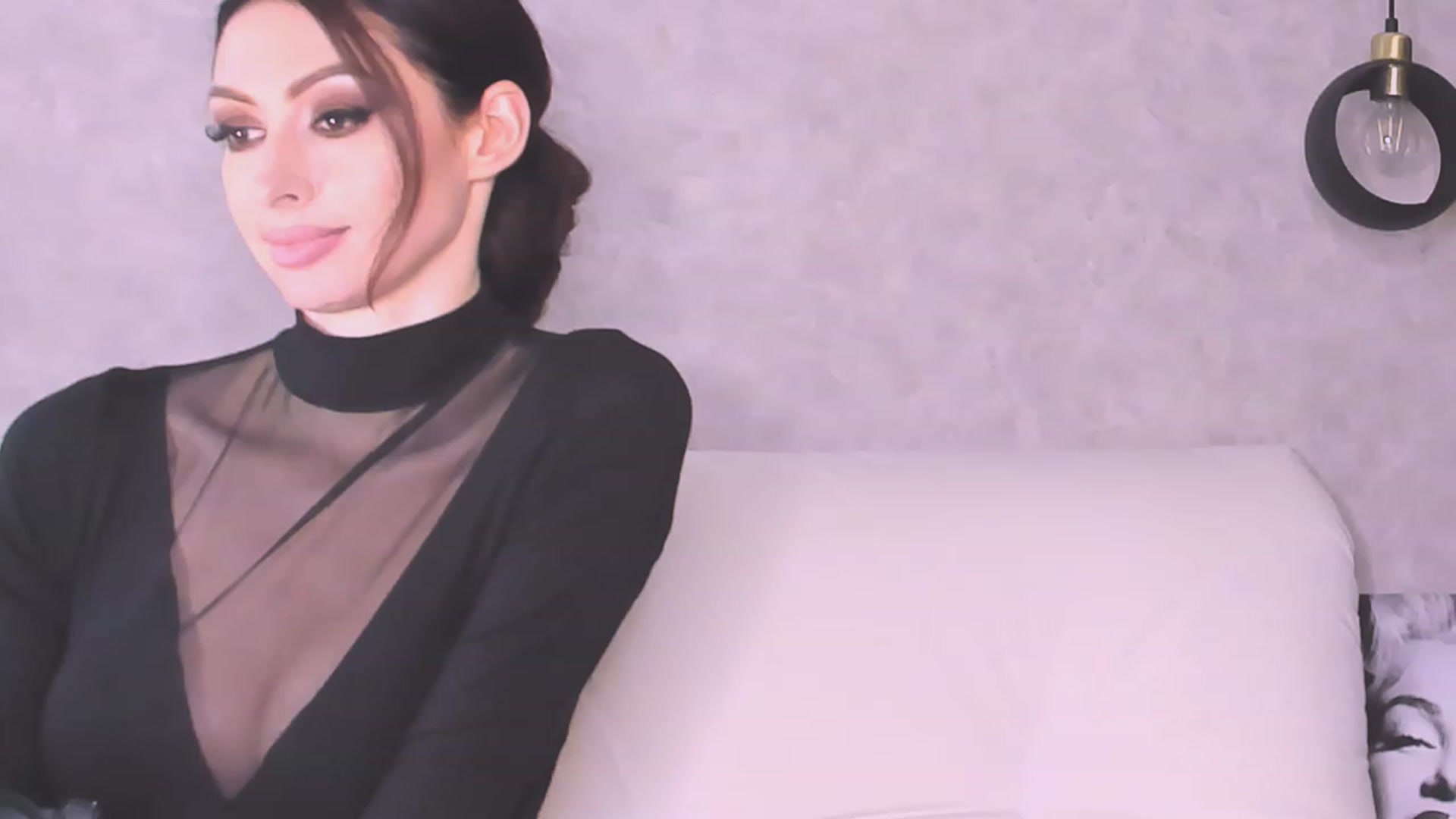 Gallery image thumbnail from AloeVera's myfreecams stream on, 06/03/2023, 01:20 image 4 of 20