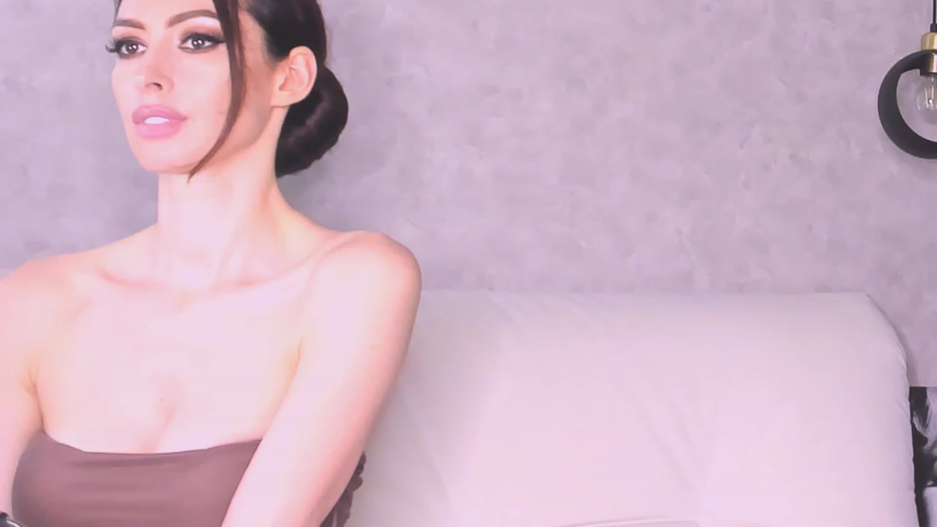 Gallery image thumbnail from AloeVera's myfreecams stream on, 06/12/2023, 24:14 image 13 of 20