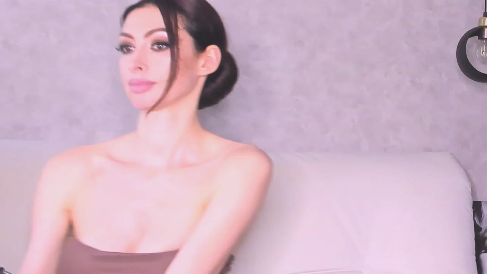 Gallery image thumbnail from AloeVera's myfreecams stream on, 06/12/2023, 24:14 image 12 of 20