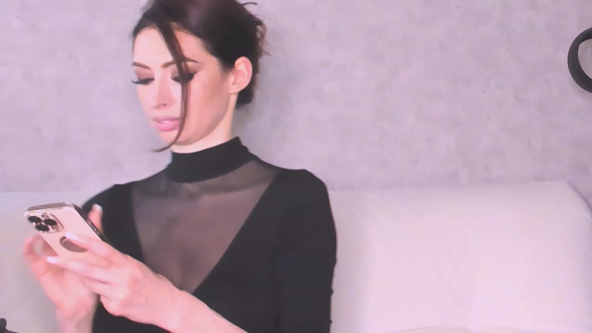 Gallery image thumbnail from AloeVera's myfreecams stream on, 06/23/2023, 24:43 image 7 of 20