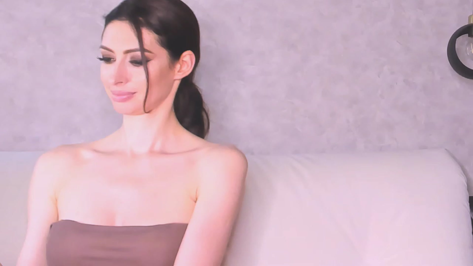 Gallery image thumbnail from AloeVera's myfreecams stream on, 07/03/2023, 01:33 image 11 of 20