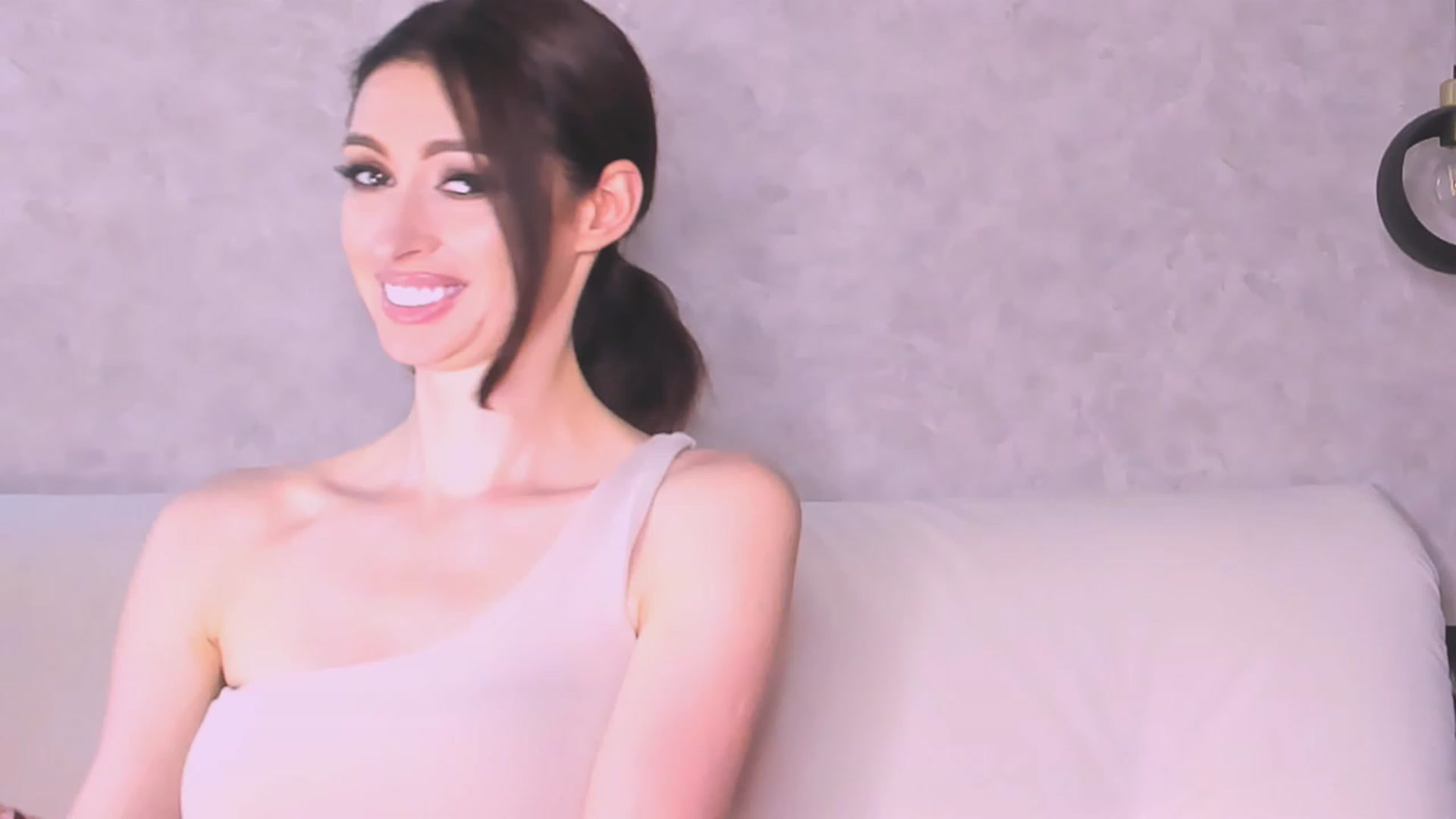 Gallery image thumbnail from AloeVera's myfreecams stream on, 07/07/2023, 24:01 image 20 of 20