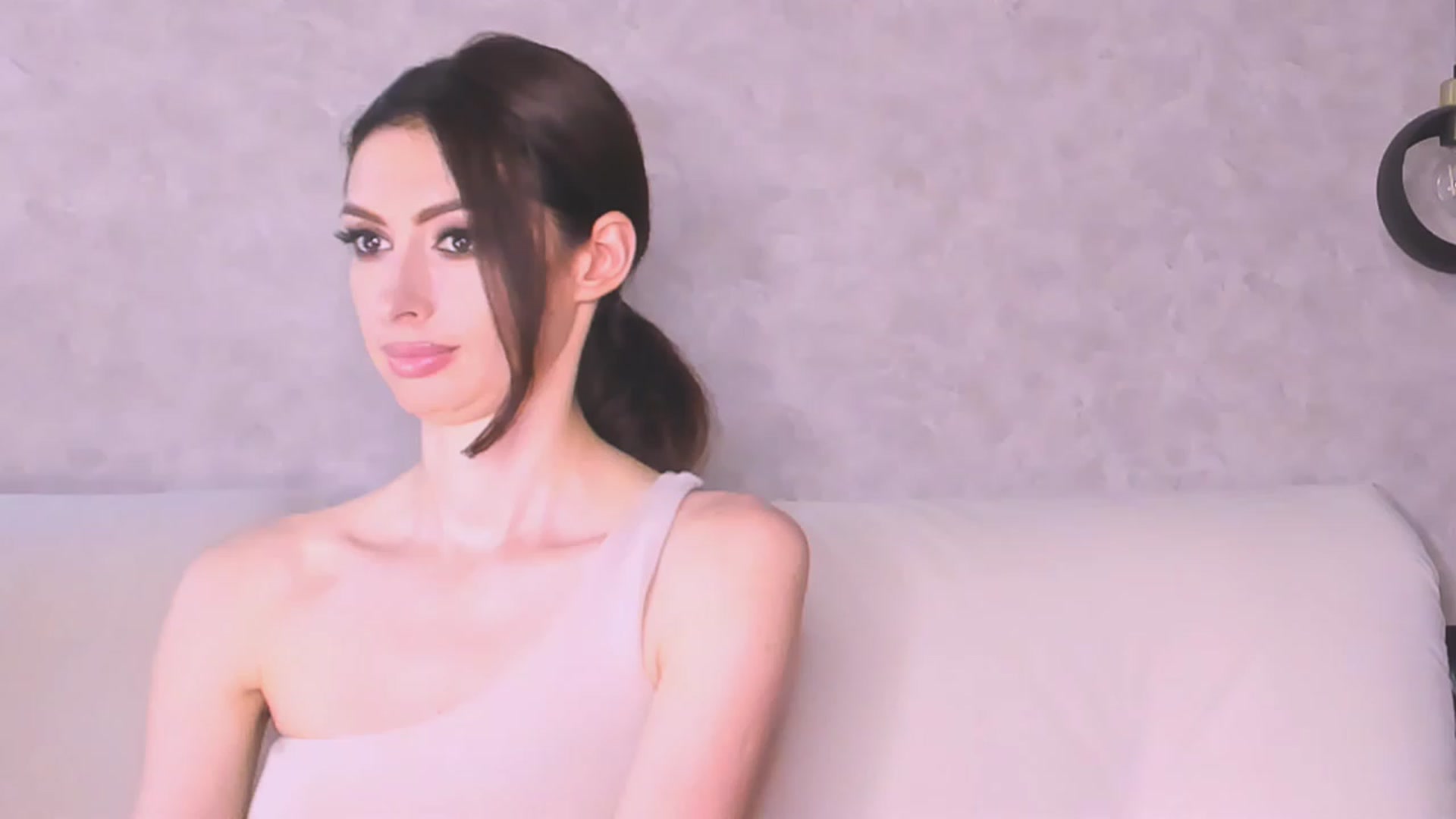 Gallery image thumbnail from AloeVera's myfreecams stream on, 07/07/2023, 24:01 image 13 of 20