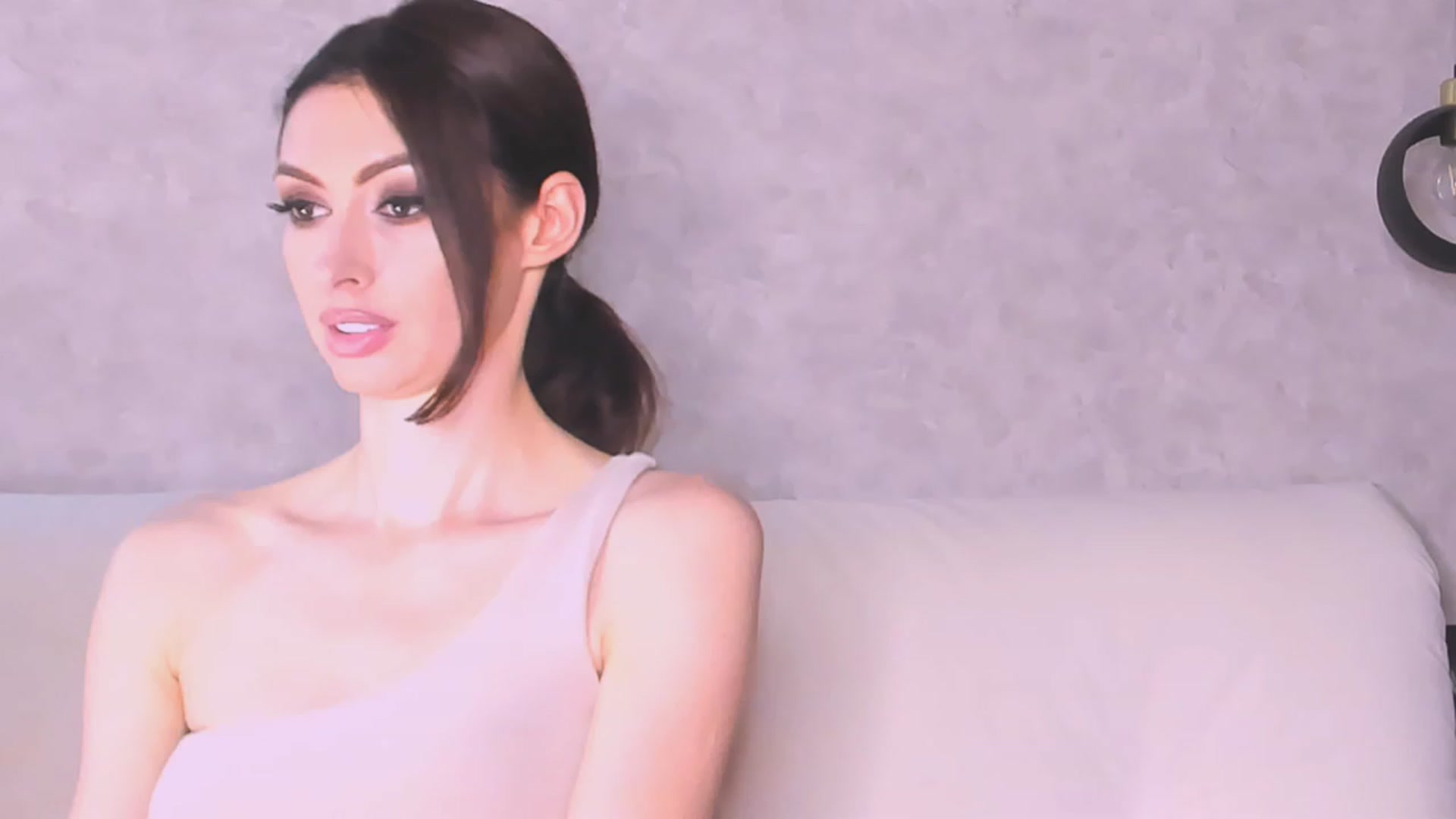 Gallery image thumbnail from AloeVera's myfreecams stream on, 07/07/2023, 24:01 image 7 of 20