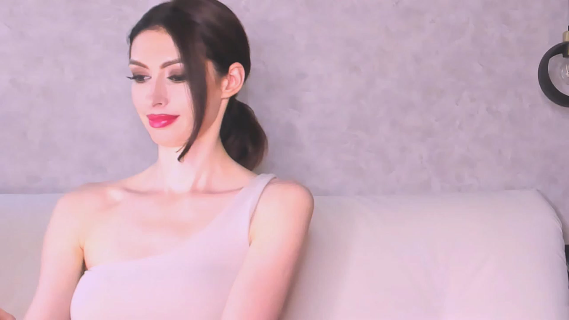 Gallery image thumbnail from AloeVera's myfreecams stream on, 07/07/2023, 24:55 image 7 of 20