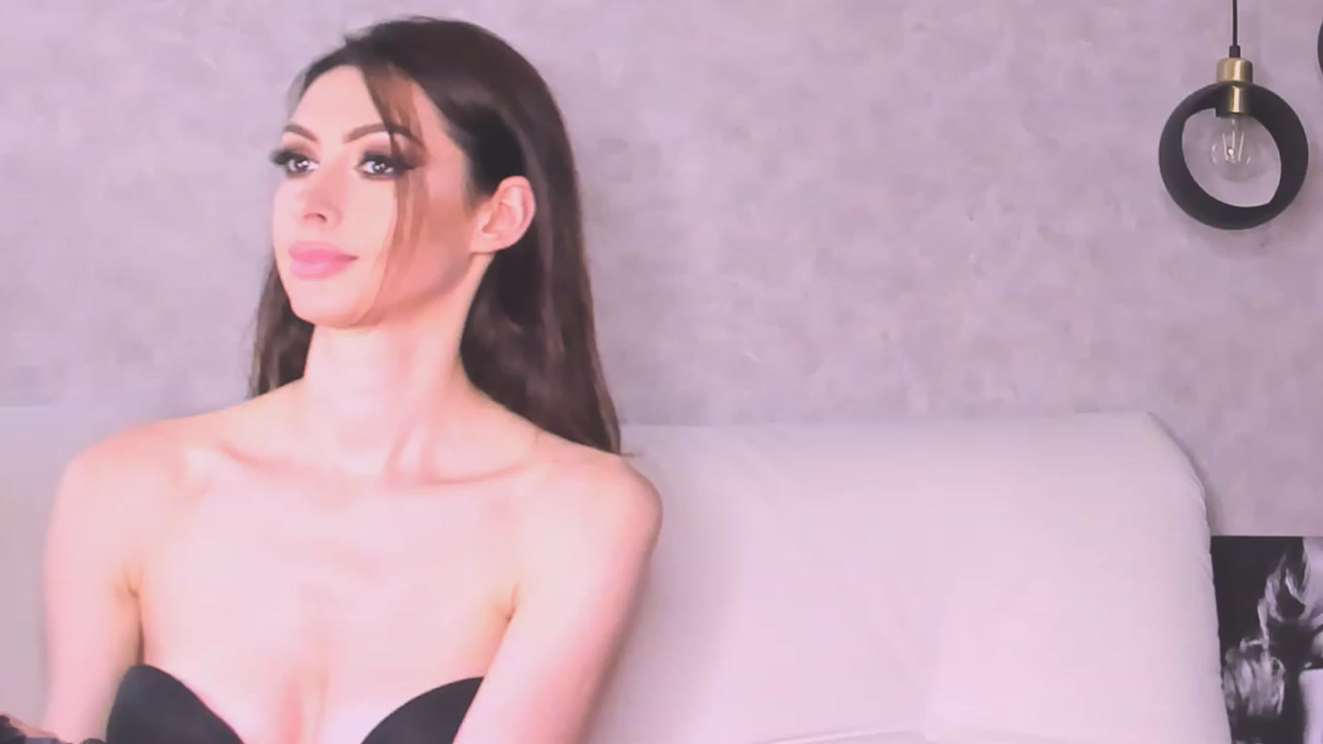 Gallery image thumbnail from AloeVera's myfreecams stream on, 07/10/2023, 01:59 image 12 of 20
