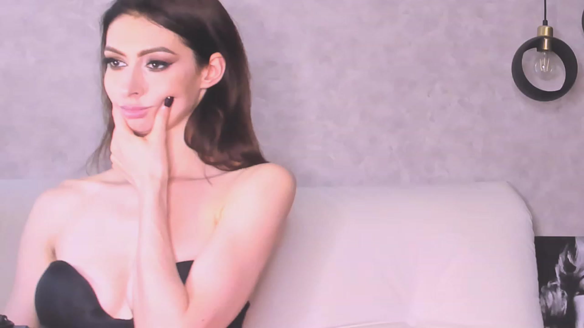 Gallery image thumbnail from AloeVera's myfreecams stream on, 07/10/2023, 01:59 image 18 of 20