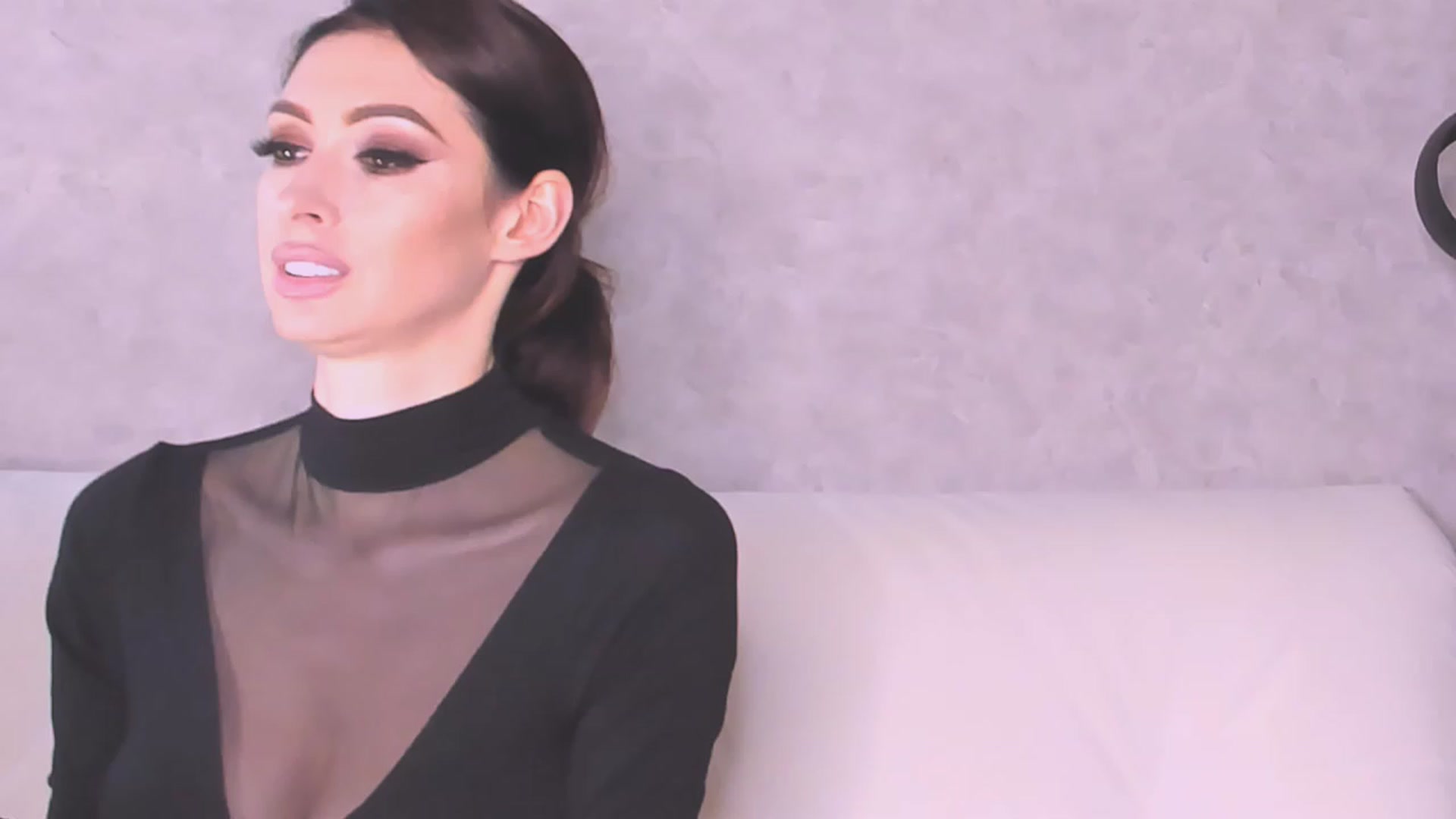 Gallery image thumbnail from AloeVera's myfreecams stream on, 07/11/2023, 23:18 image 11 of 20