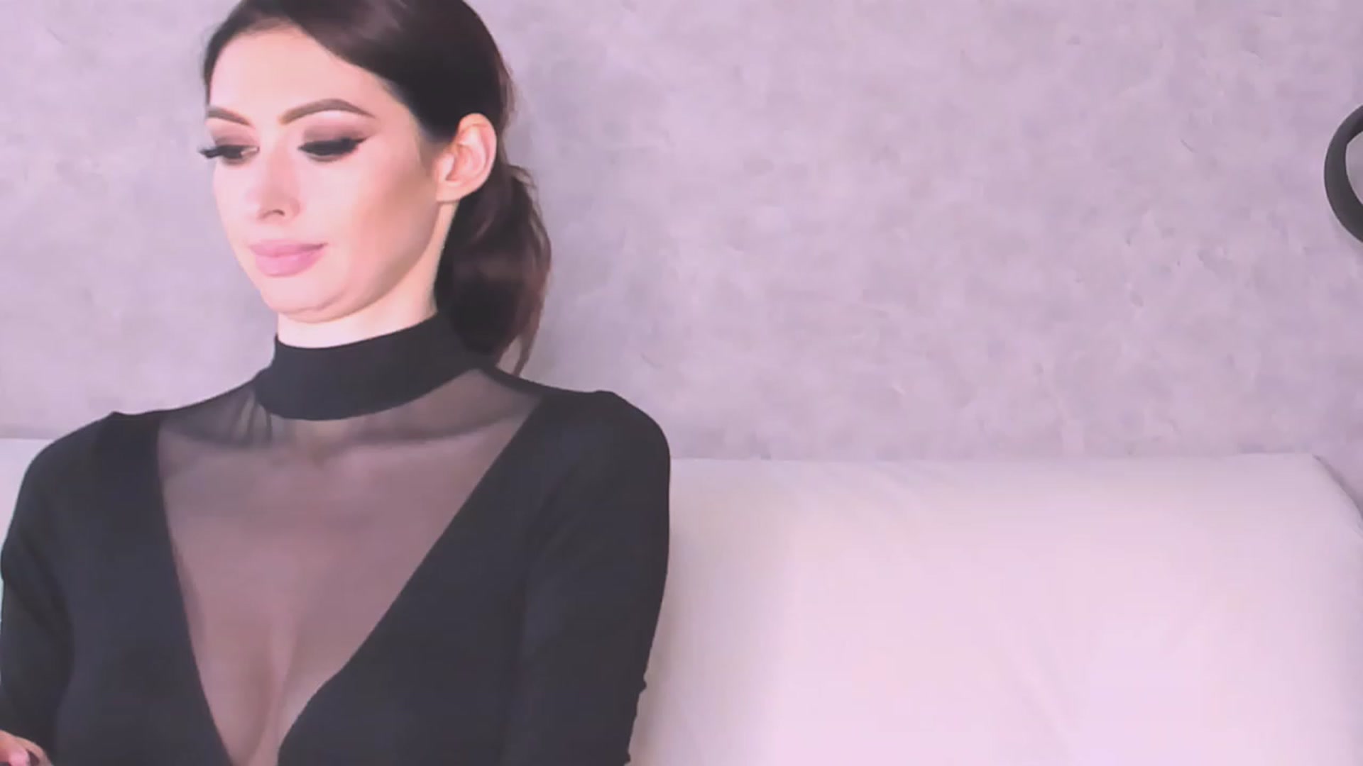 Gallery image thumbnail from AloeVera's myfreecams stream on, 07/11/2023, 23:18 image 13 of 20