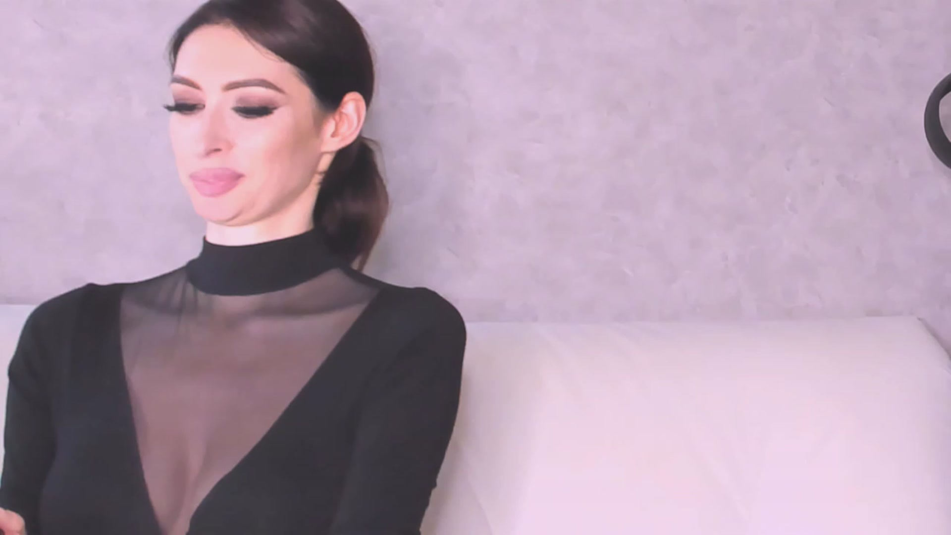 Gallery image thumbnail from AloeVera's myfreecams stream on, 07/12/2023, 24:00 image 8 of 20