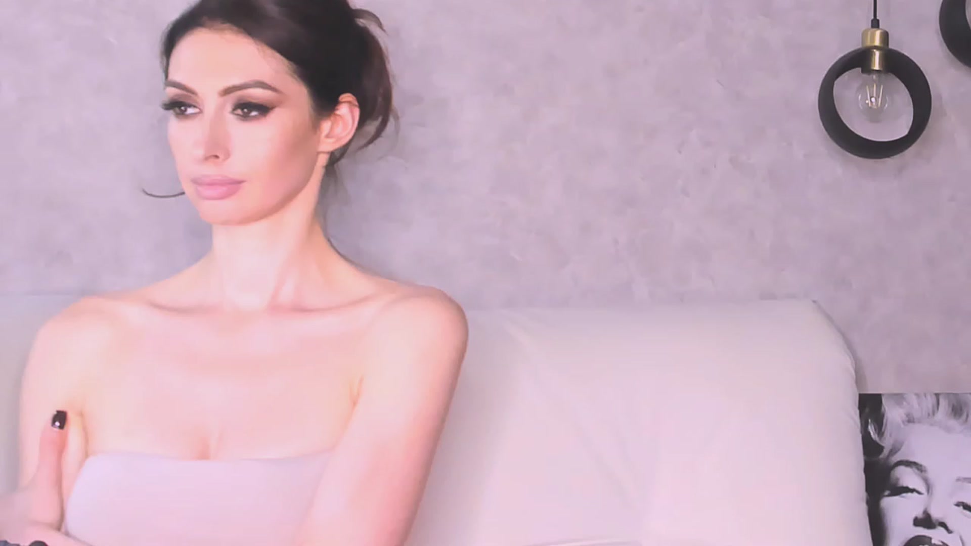Gallery image thumbnail from AloeVera's myfreecams stream on, 07/15/2023, 24:02 image 14 of 20