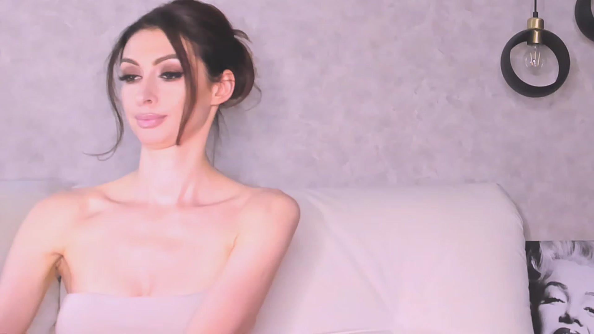 Gallery image thumbnail from AloeVera's myfreecams stream on, 07/15/2023, 24:02 image 3 of 20