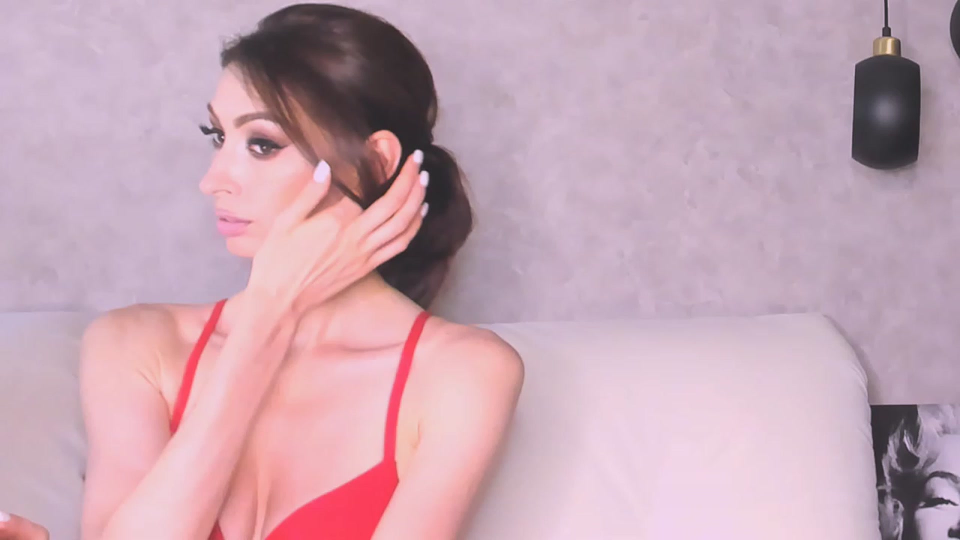 Gallery image thumbnail from AloeVera's myfreecams stream on, 07/30/2023, 01:18 image 9 of 20
