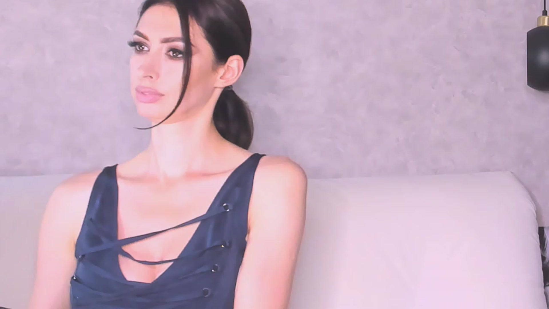 Gallery image thumbnail from AloeVera's myfreecams stream on, 08/06/2023, 24:57 image 10 of 20