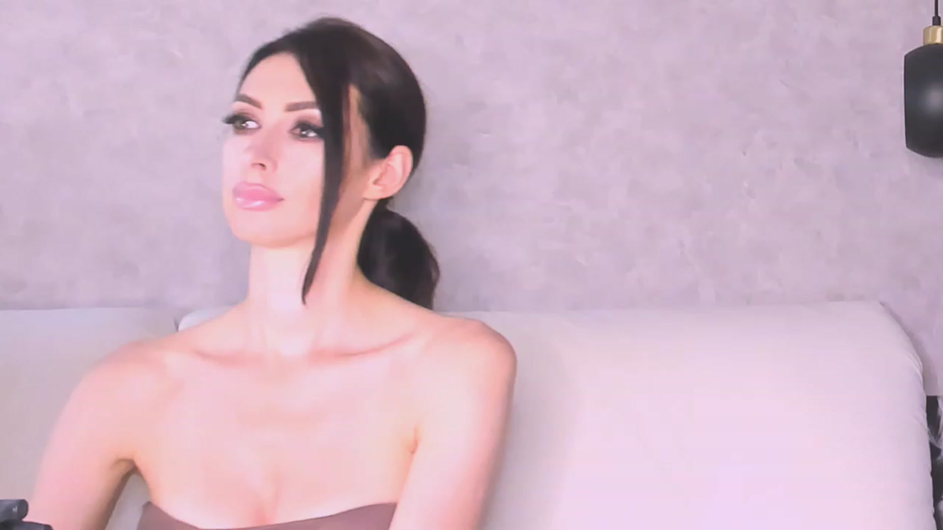 Gallery image thumbnail from AloeVera's myfreecams stream on, 08/08/2023, 24:04 image 19 of 20