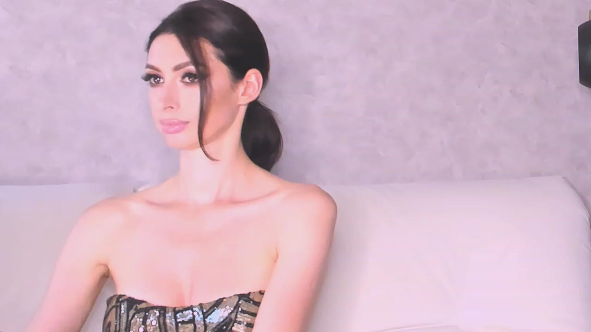Gallery image thumbnail from AloeVera's myfreecams stream on, 08/09/2023, 23:39 image 13 of 20