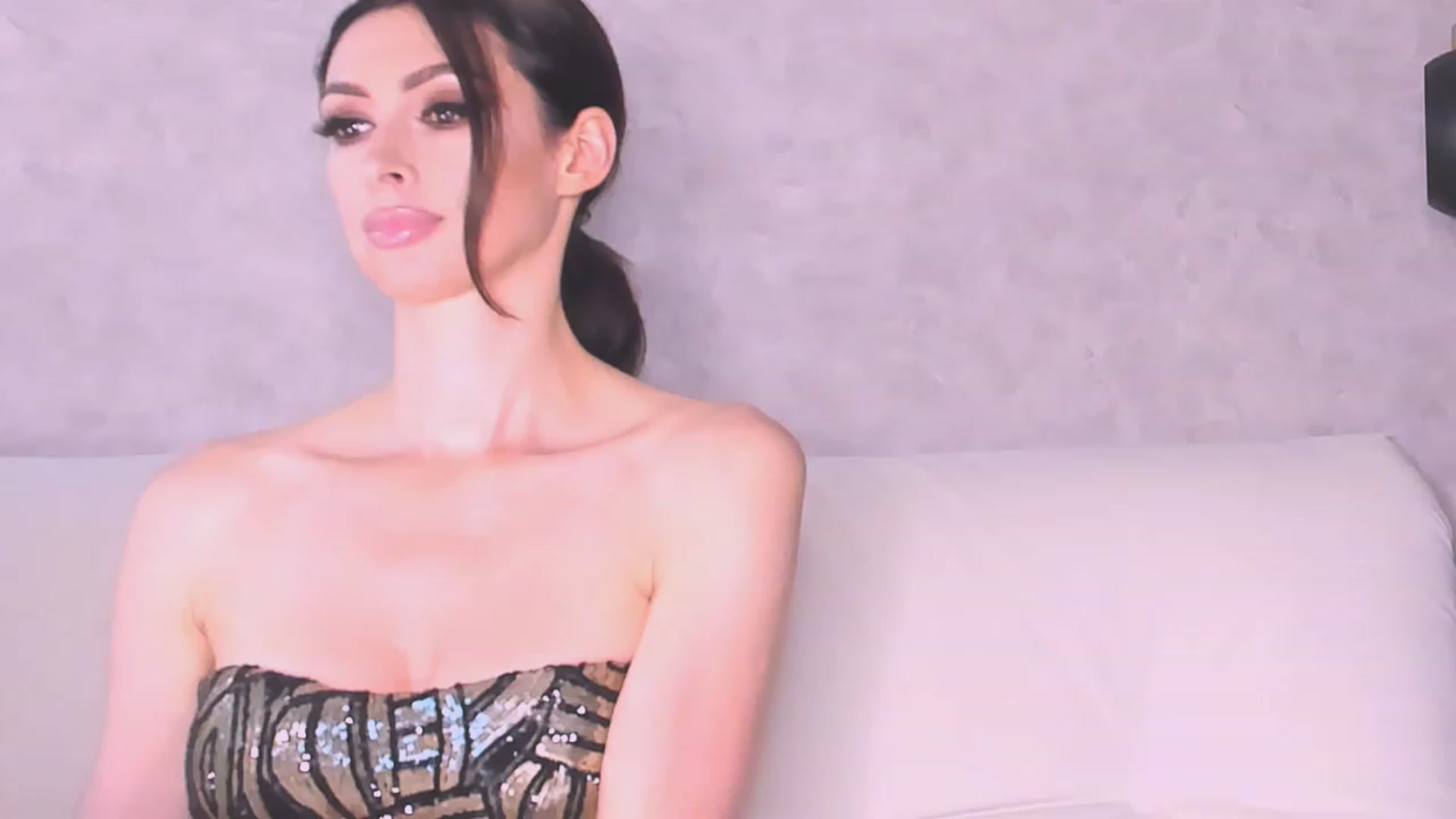 Gallery image thumbnail from AloeVera's myfreecams stream on, 08/09/2023, 23:39 image 11 of 20