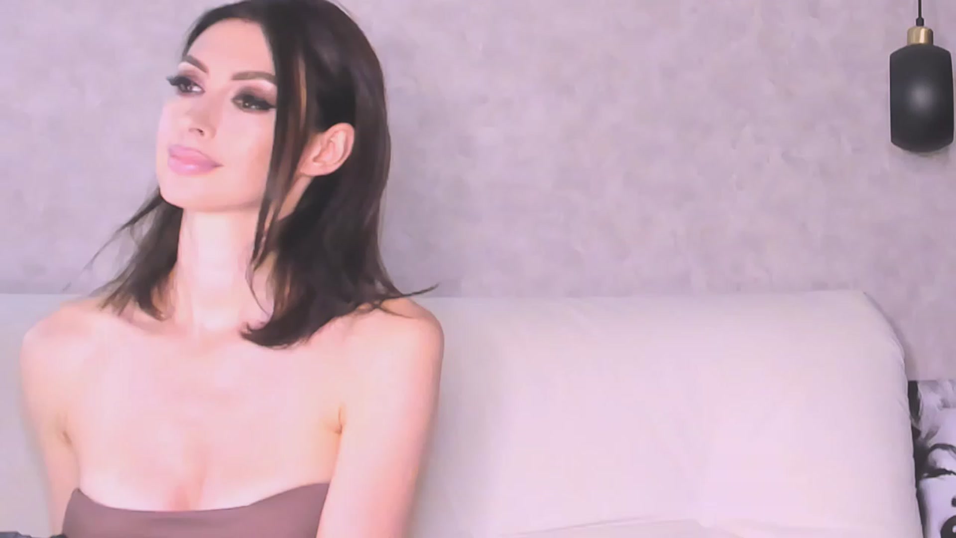Gallery image thumbnail from AloeVera's myfreecams stream on, 08/13/2023, 24:01 image 1 of 20