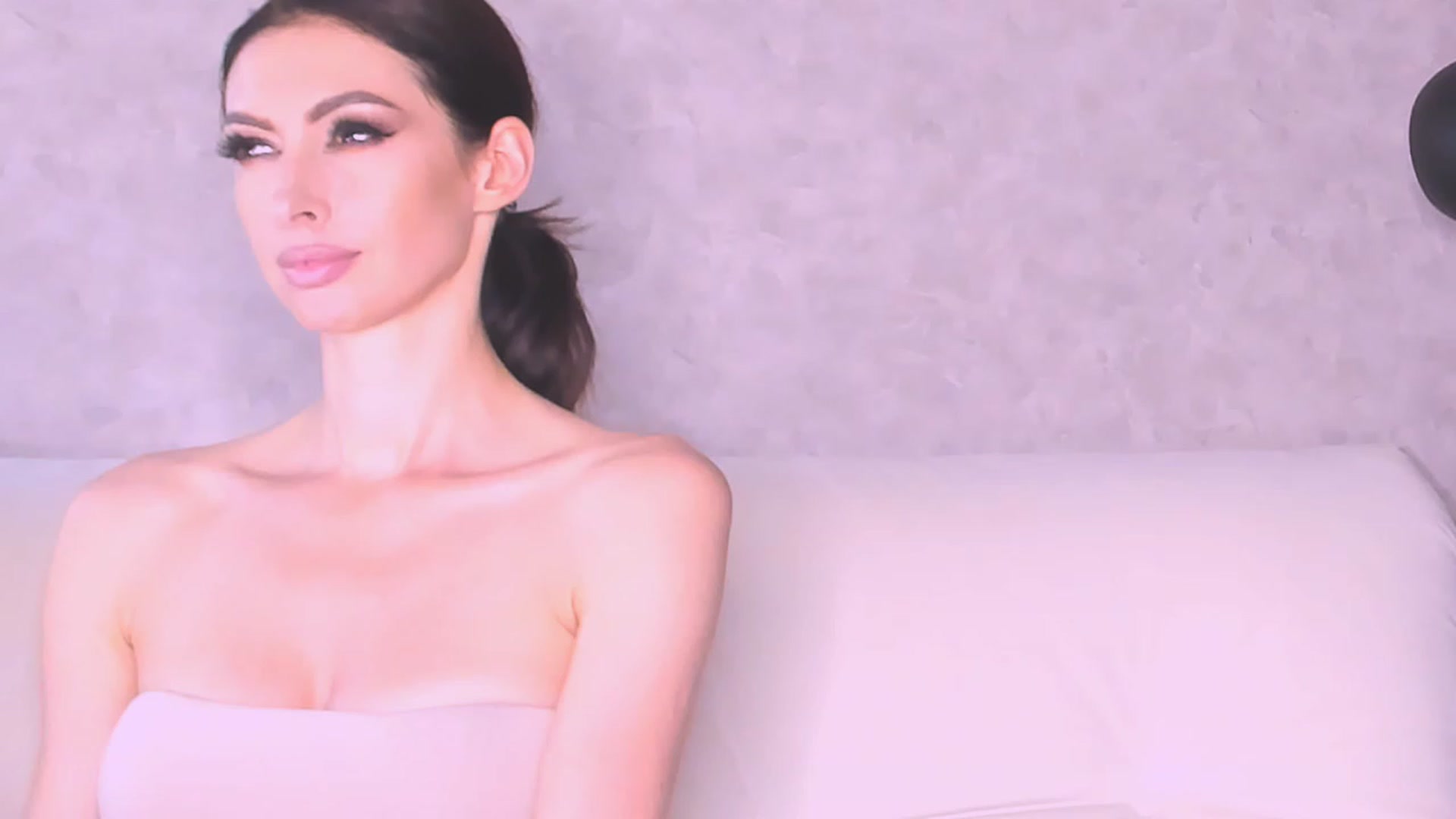 Gallery image thumbnail from AloeVera's myfreecams stream on, 08/22/2023, 23:19 image 4 of 20