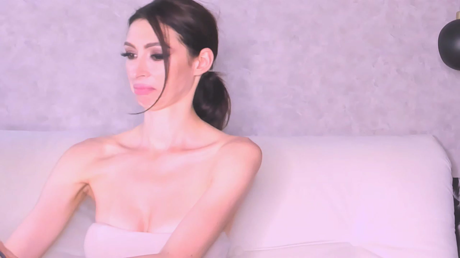 Gallery image thumbnail from AloeVera's myfreecams stream on, 08/23/2023, 24:20 image 4 of 20