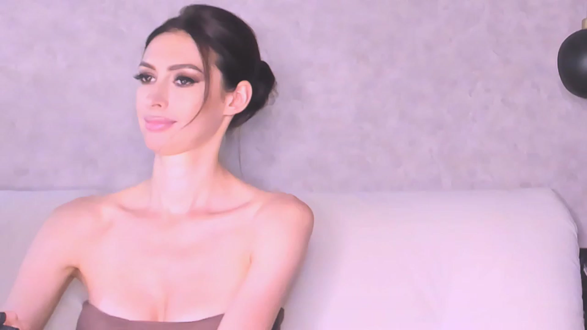 Gallery image thumbnail from AloeVera's myfreecams stream on, 08/24/2023, 24:21 image 16 of 20