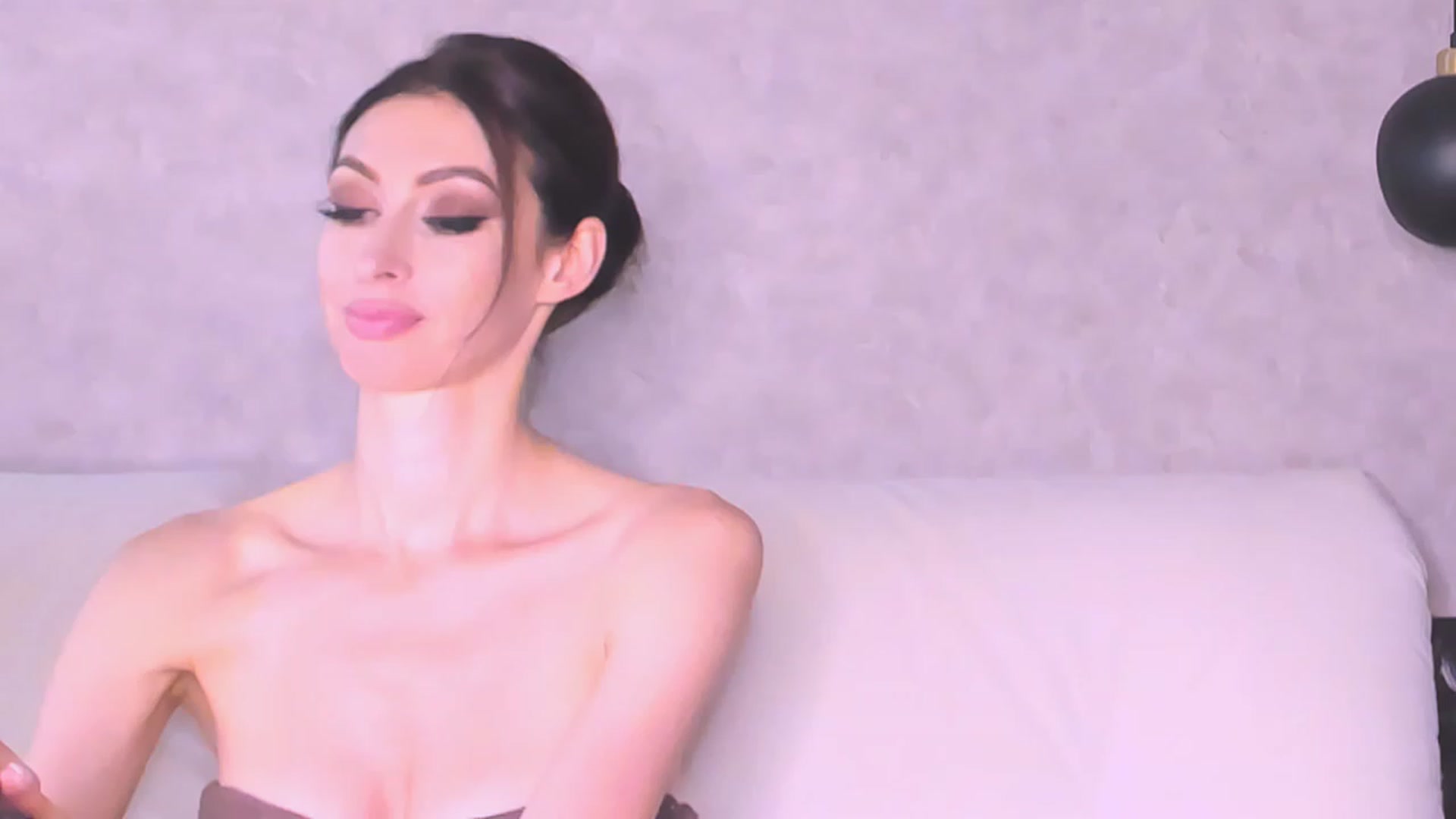 Gallery image thumbnail from AloeVera's myfreecams stream on, 08/24/2023, 01:46 image 17 of 20