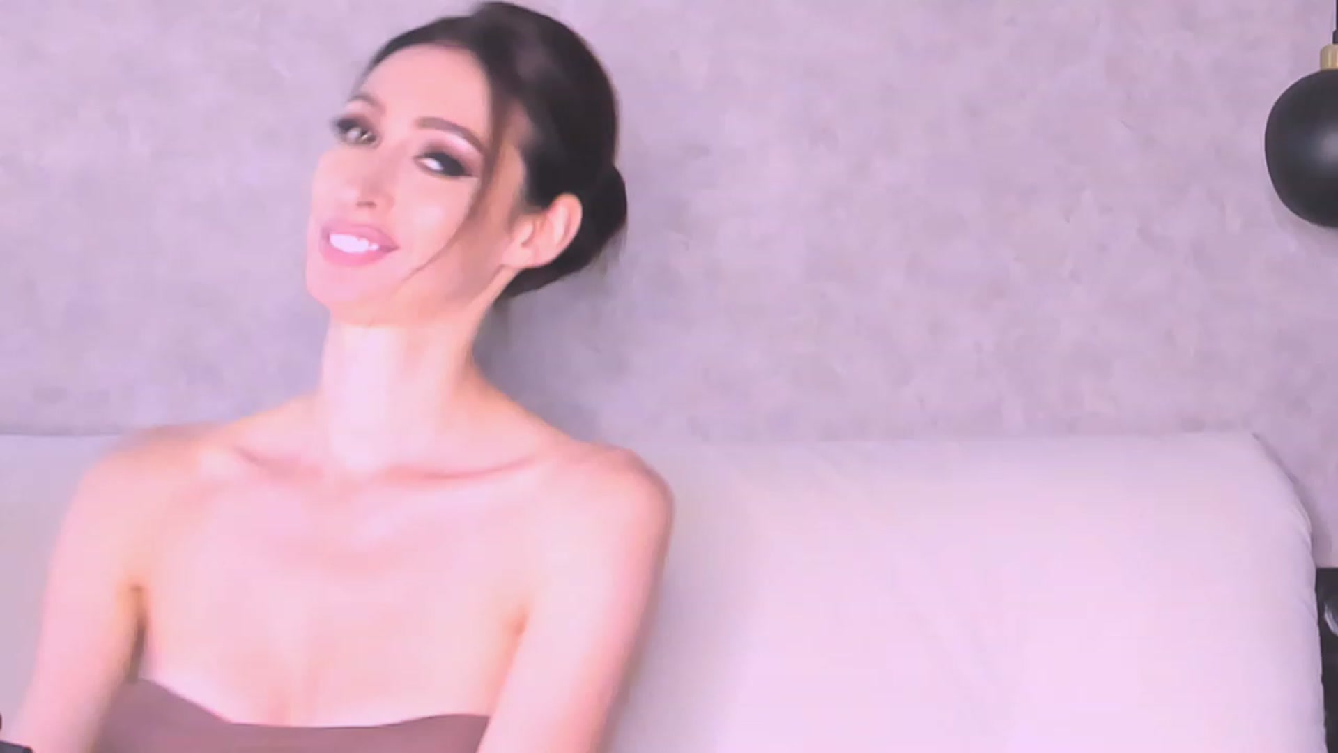 Gallery image thumbnail from AloeVera's myfreecams stream on, 08/24/2023, 01:46 image 6 of 20