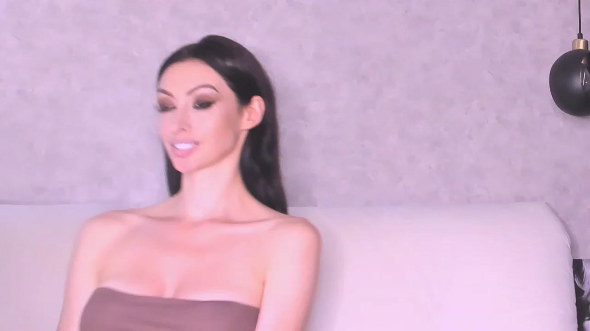 Gallery image thumbnail from AloeVera's myfreecams stream on, 09/05/2023, 01:57 image 11 of 20