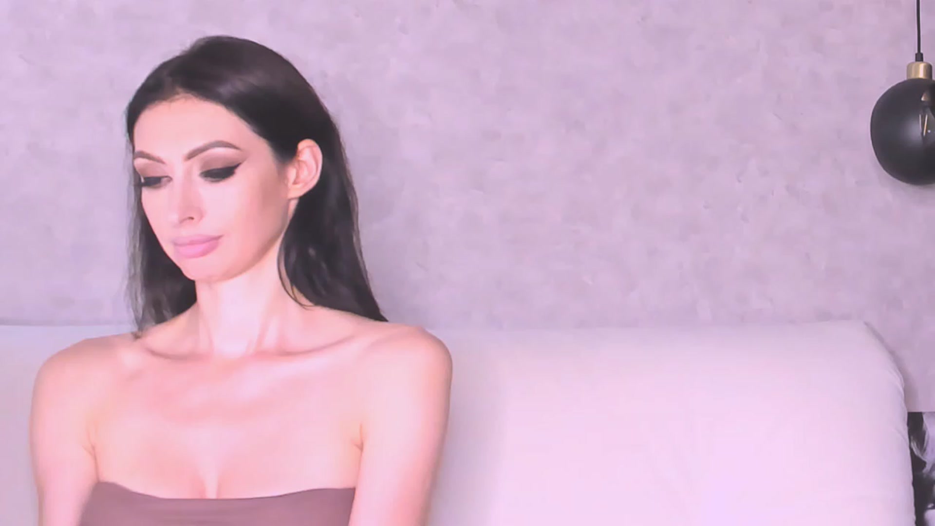 Gallery image thumbnail from AloeVera's myfreecams stream on, 09/05/2023, 01:57 image 15 of 20
