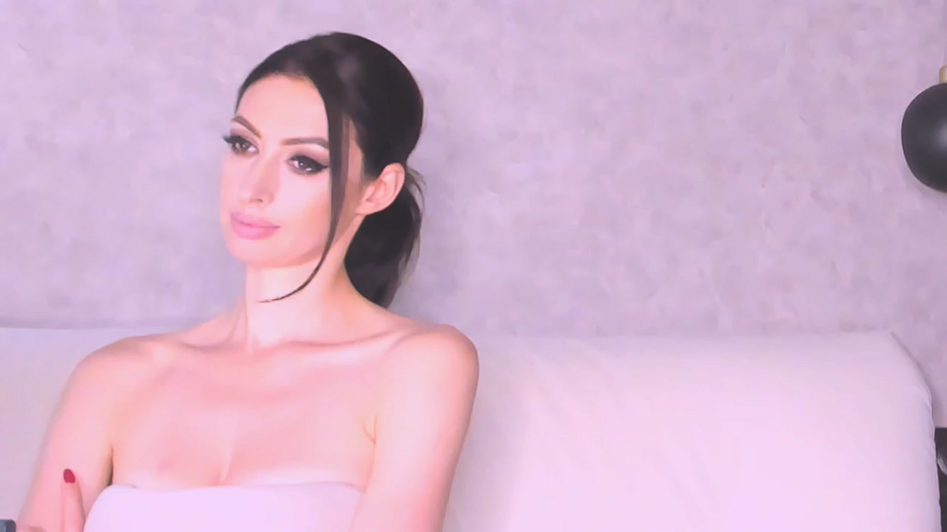 Gallery image thumbnail from AloeVera's myfreecams stream on, 09/05/2023, 23:49 image 3 of 20