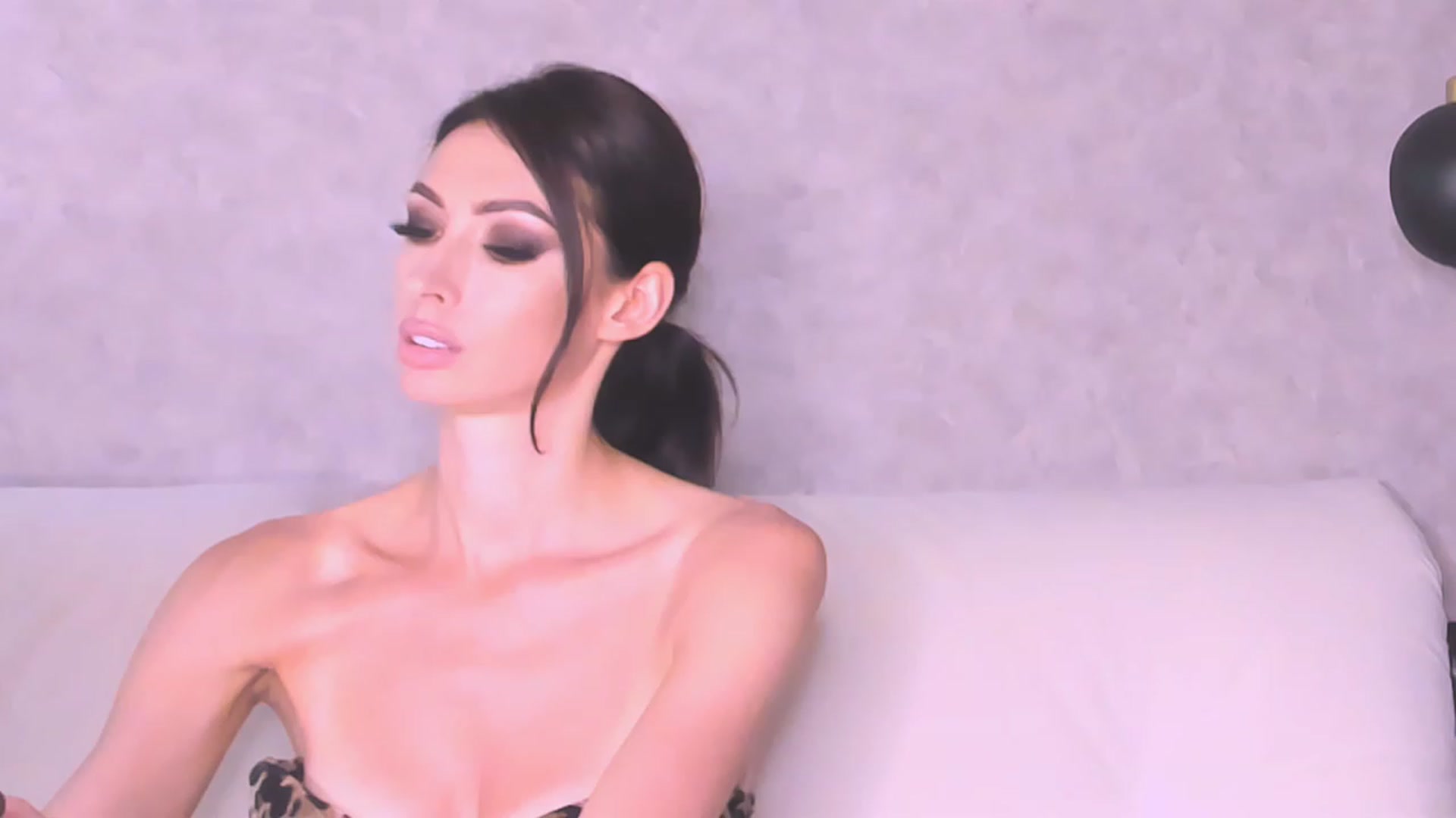 Gallery image thumbnail from AloeVera's myfreecams stream on, 09/16/2023, 24:41 image 2 of 20