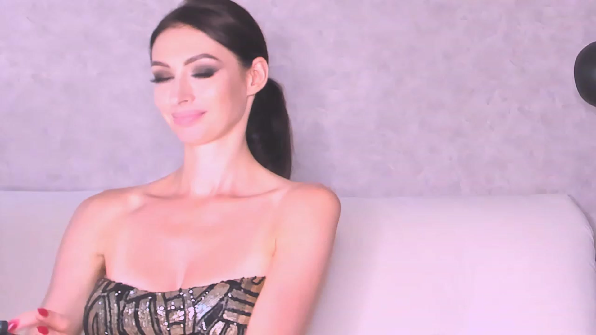 Gallery image thumbnail from AloeVera's myfreecams stream on, 09/17/2023, 24:44 image 8 of 20