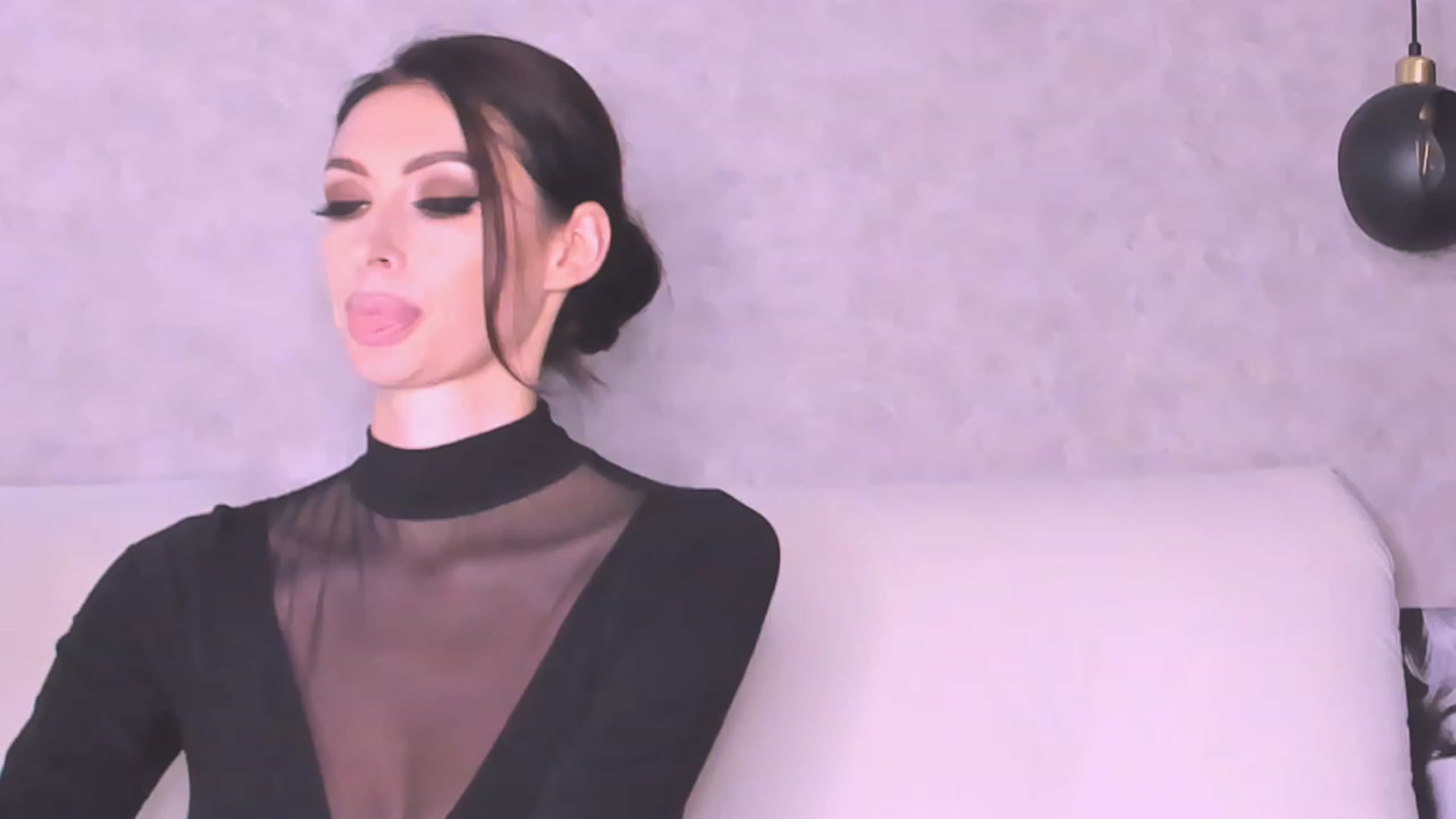 Gallery image thumbnail from AloeVera's myfreecams stream on, 09/18/2023, 23:47 image 16 of 20