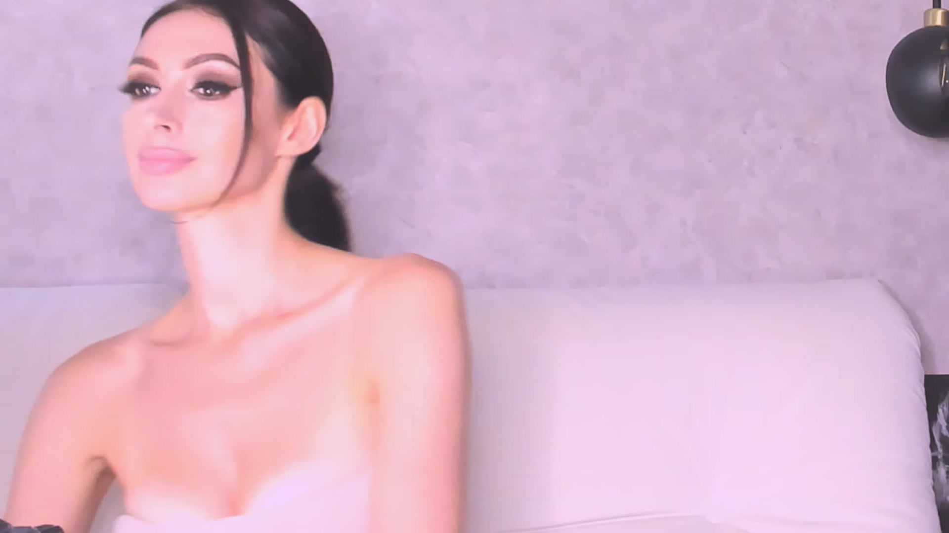 Gallery image thumbnail from AloeVera's myfreecams stream on, 09/24/2023, 24:30 image 3 of 20