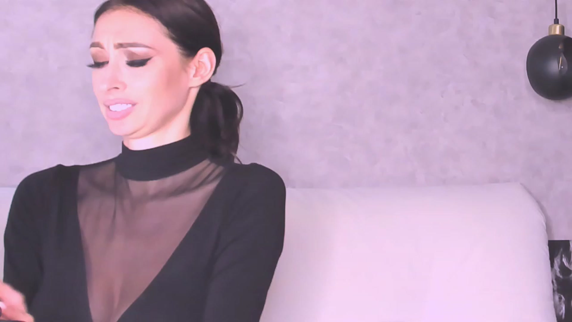 Gallery image thumbnail from AloeVera's myfreecams stream on, 10/02/2023, 23:56 image 18 of 20