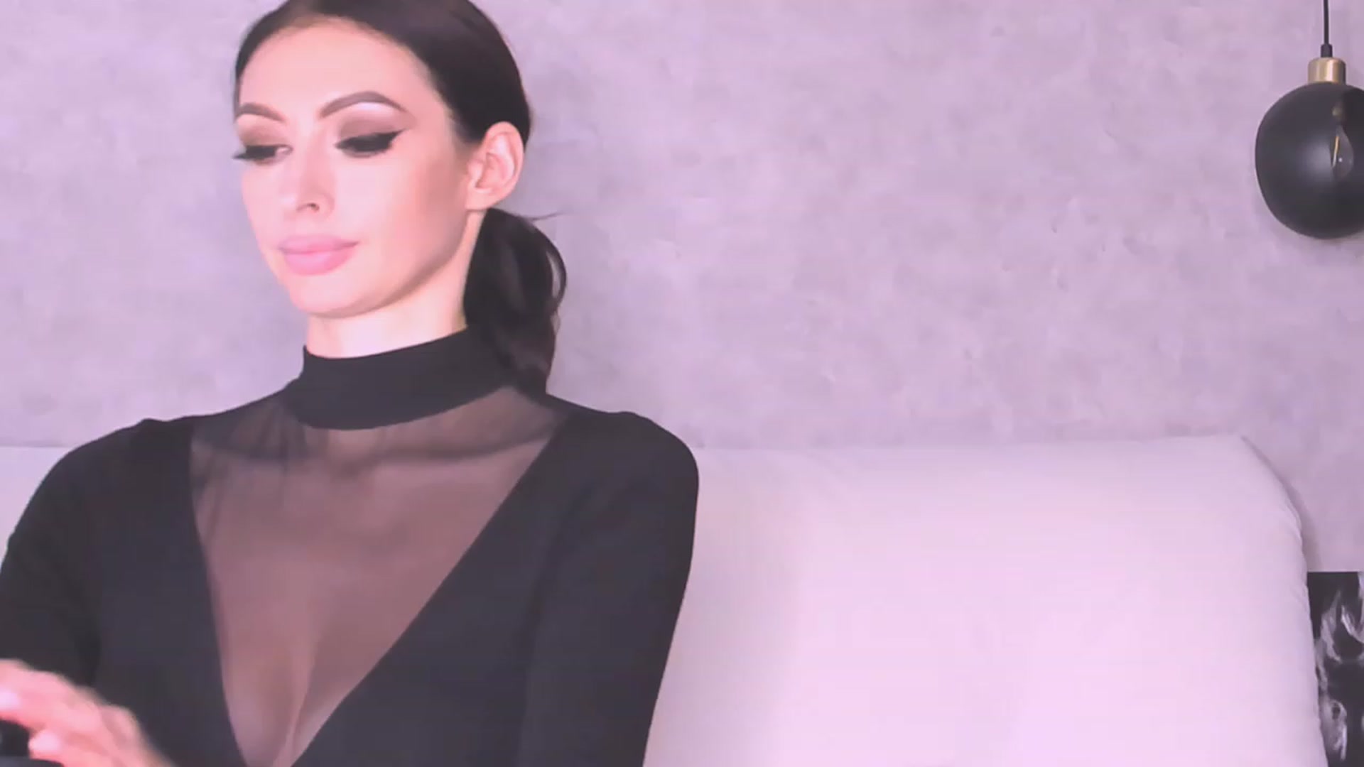 Gallery image thumbnail from AloeVera's myfreecams stream on, 10/02/2023, 23:56 image 17 of 20