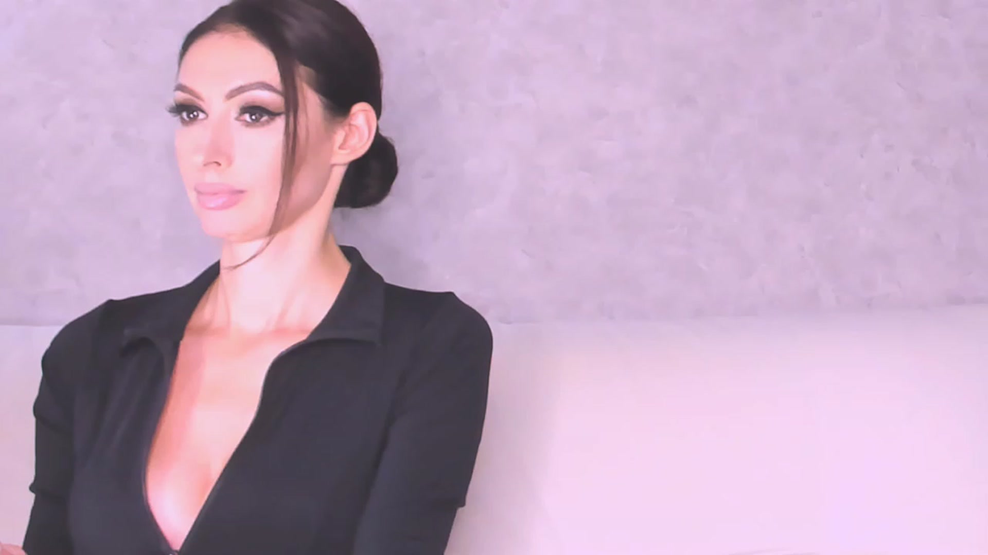 Gallery image thumbnail from AloeVera's myfreecams stream on, 10/05/2023, 24:48 image 10 of 20